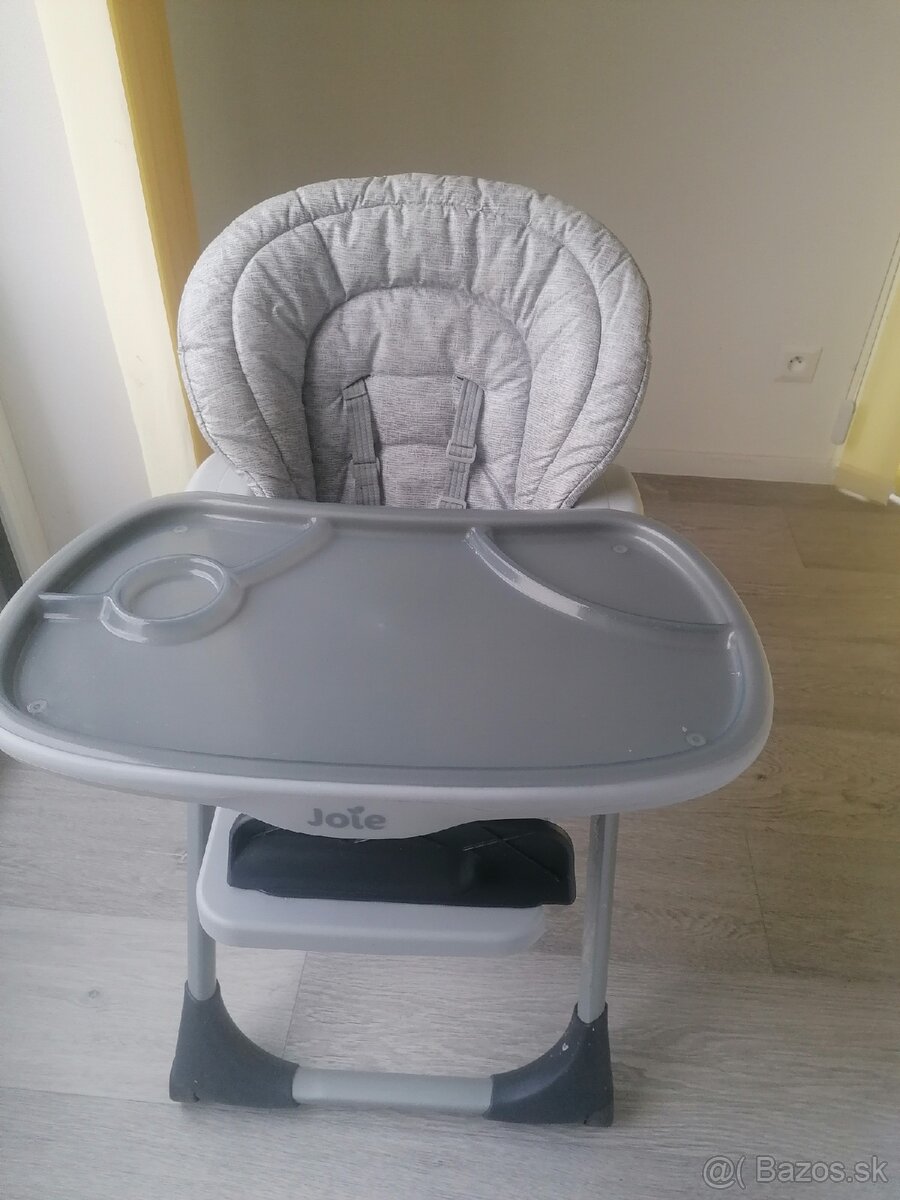Jedálenská stolička Joie