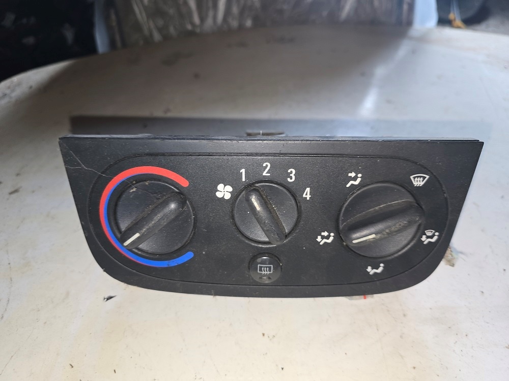 Ovládanie kúrenia Opel Corsa C