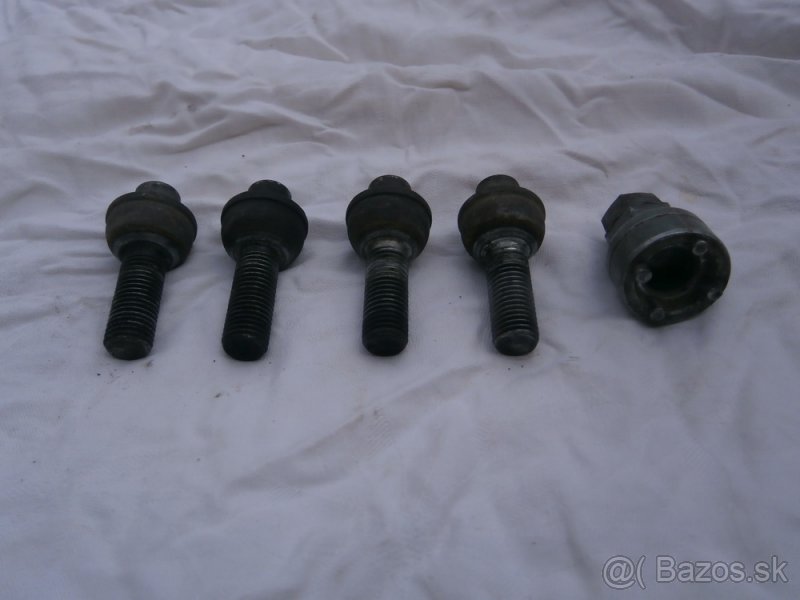 ND Skoda Felicia a Bezpecnostne skrutky