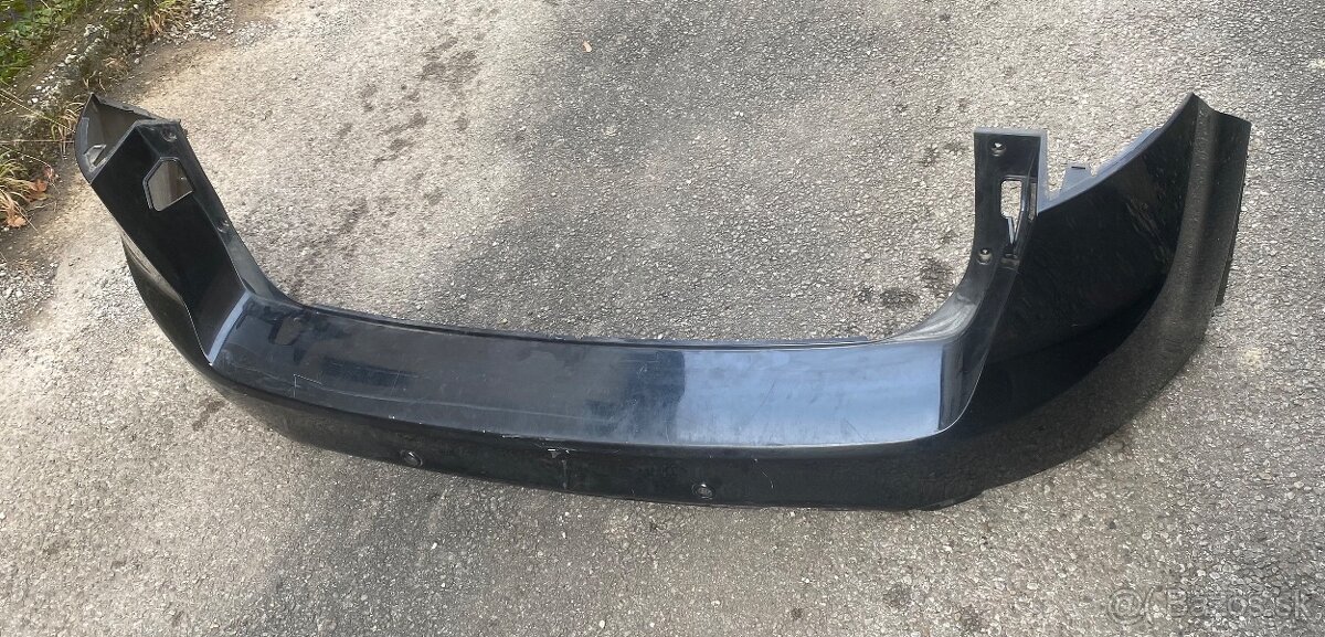 Ford Kuga 1 zadny naraznik