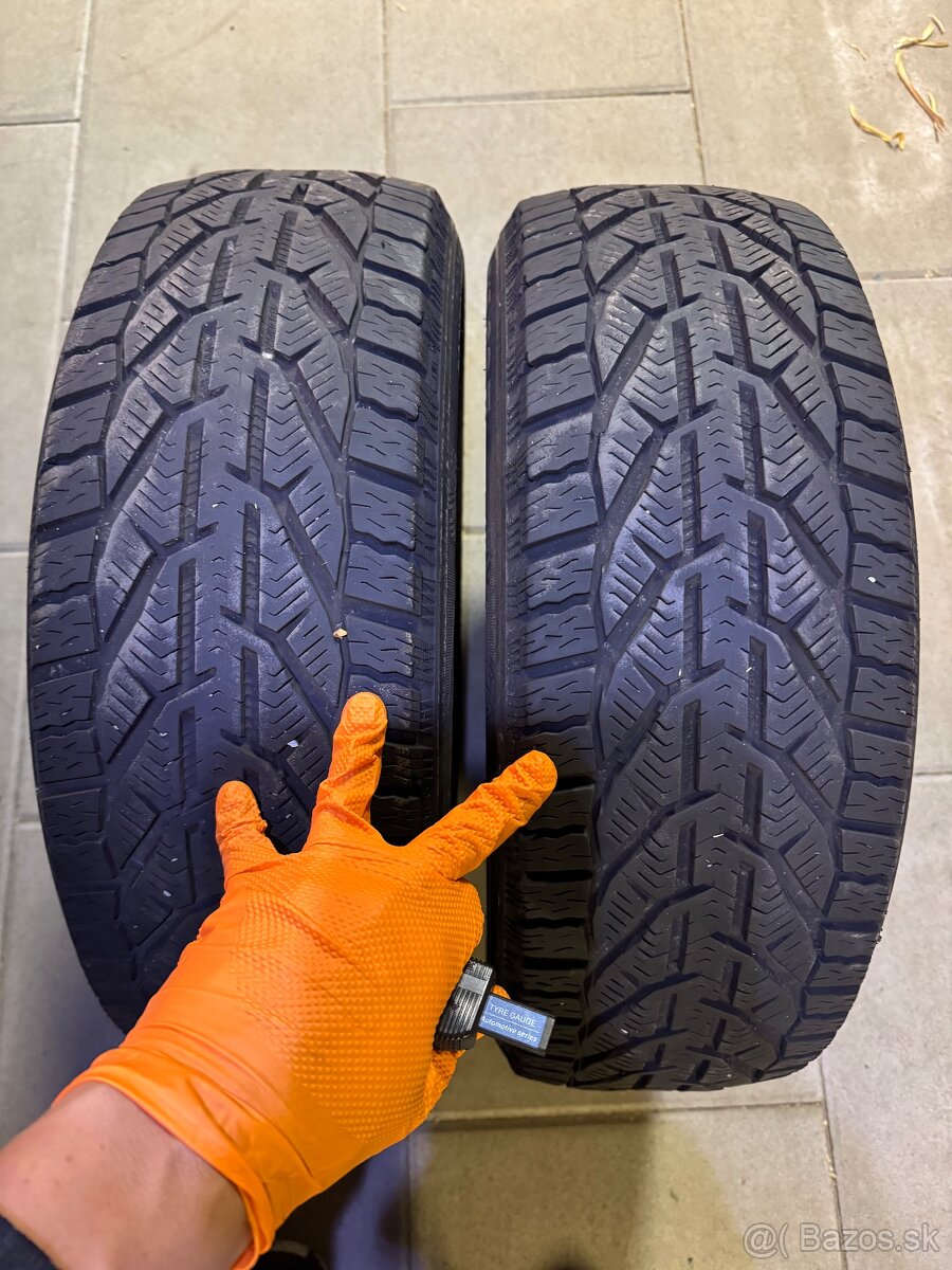 Sebring 195/60 R15 zimné