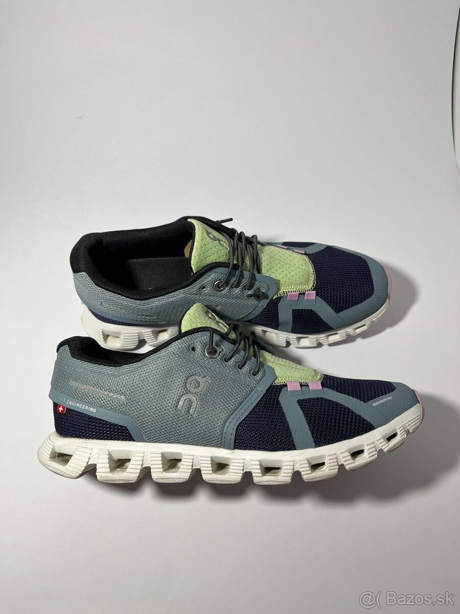 On Running, model Cloud 5, velikost 38 barevné