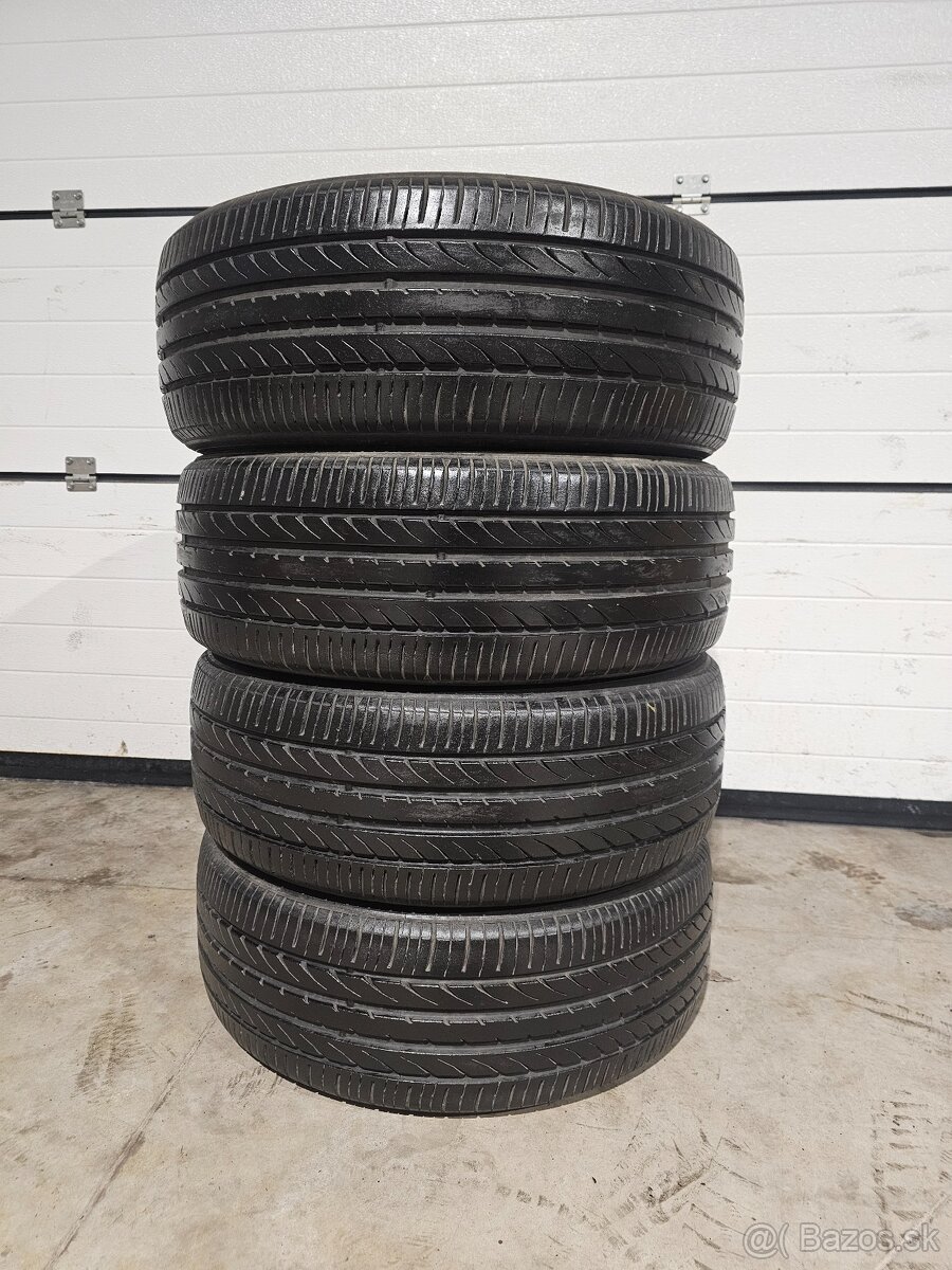 Letné Pneu Toyo 215/50 R18