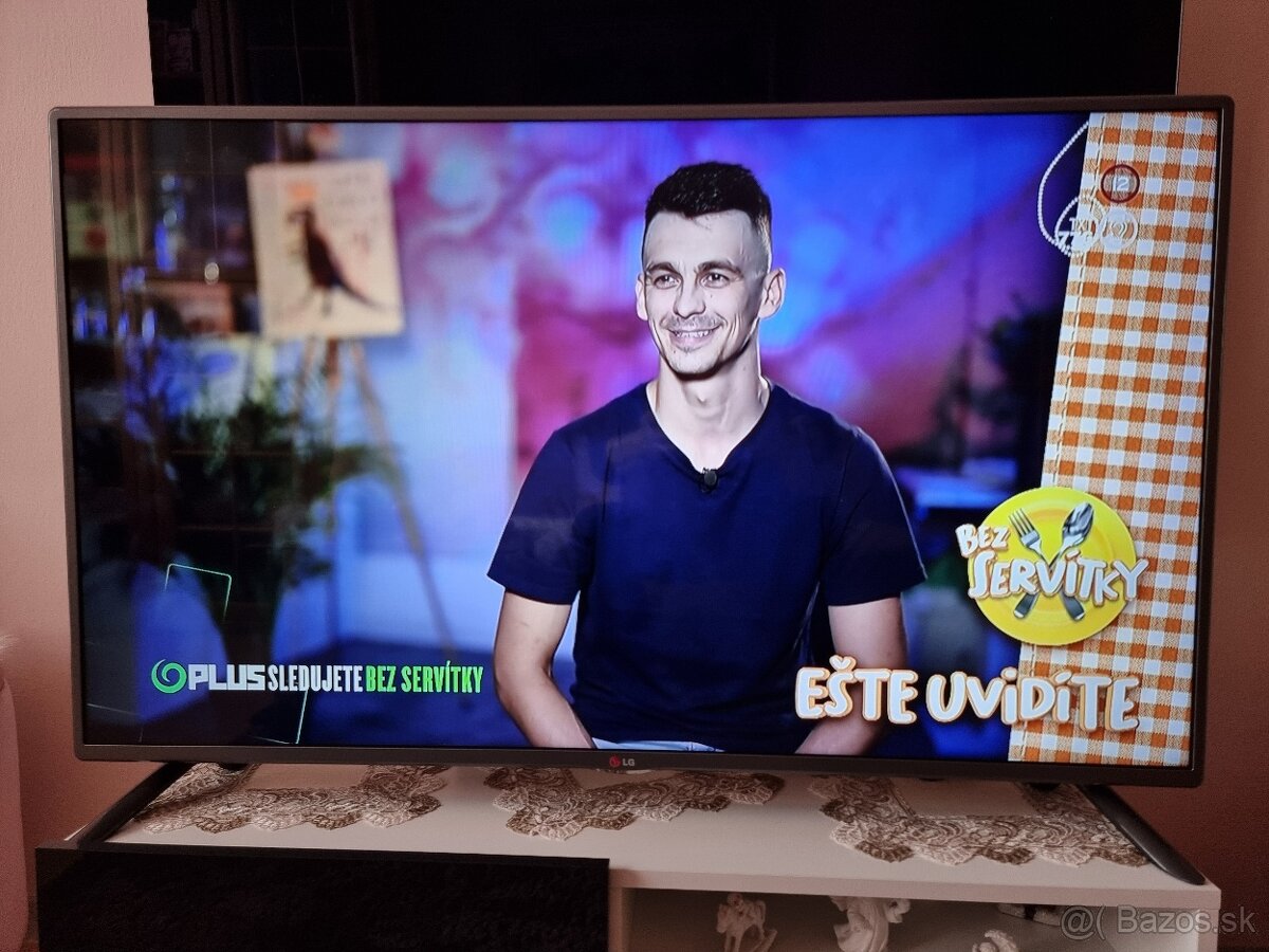 Predám LED TV LG 49LF510V Full HD