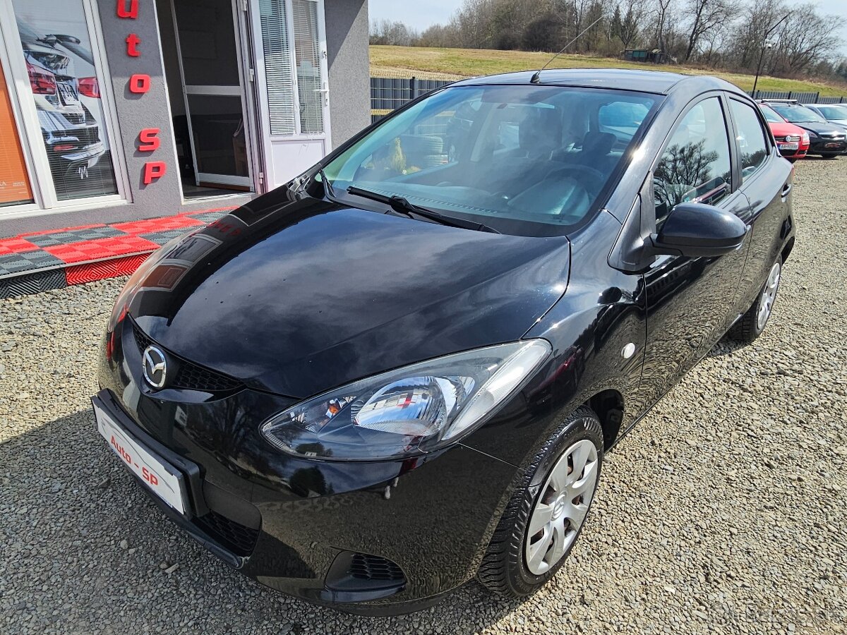 MAZDA 2 1.4i 82000km