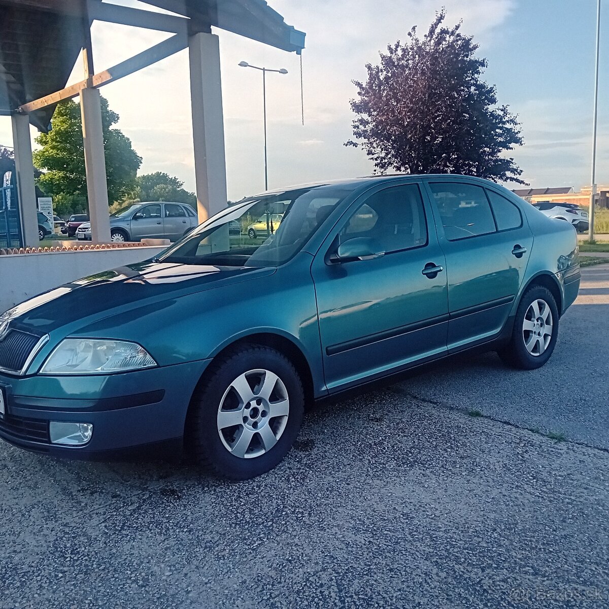 Škoda octavia 2 1.6i benzín +lpg