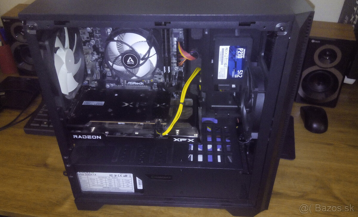 PC - Ryzen 5 2400g + RX 6600 8GB