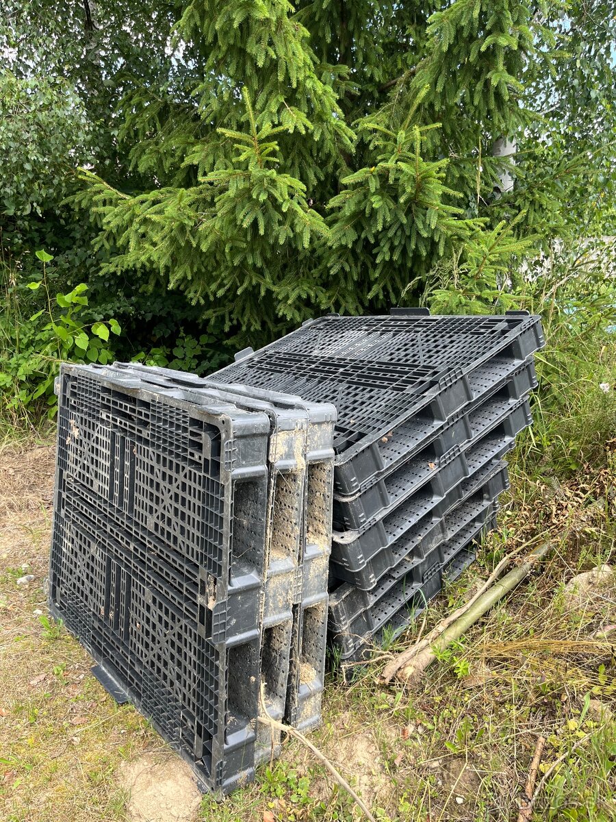 Plastove palety, trativod