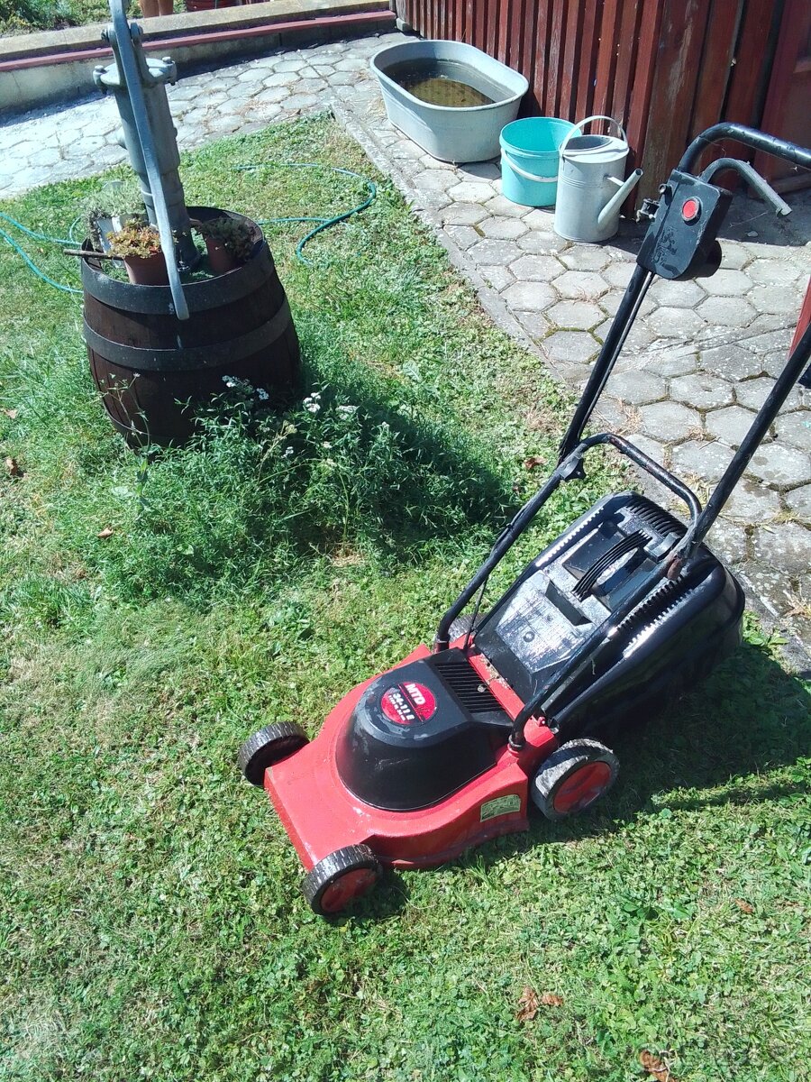 Predám elektrickú kosačku