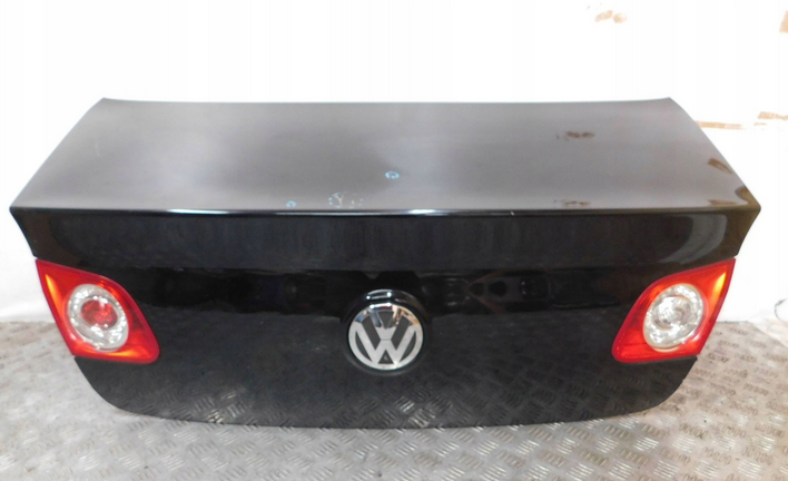 VW Passat B6 Sedan kufor 5. piate kufrové dvere