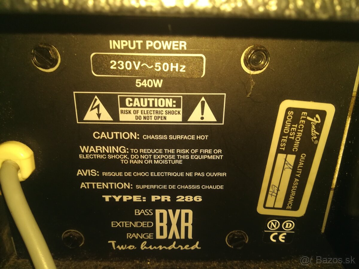 Bas gitarove kombo Fender