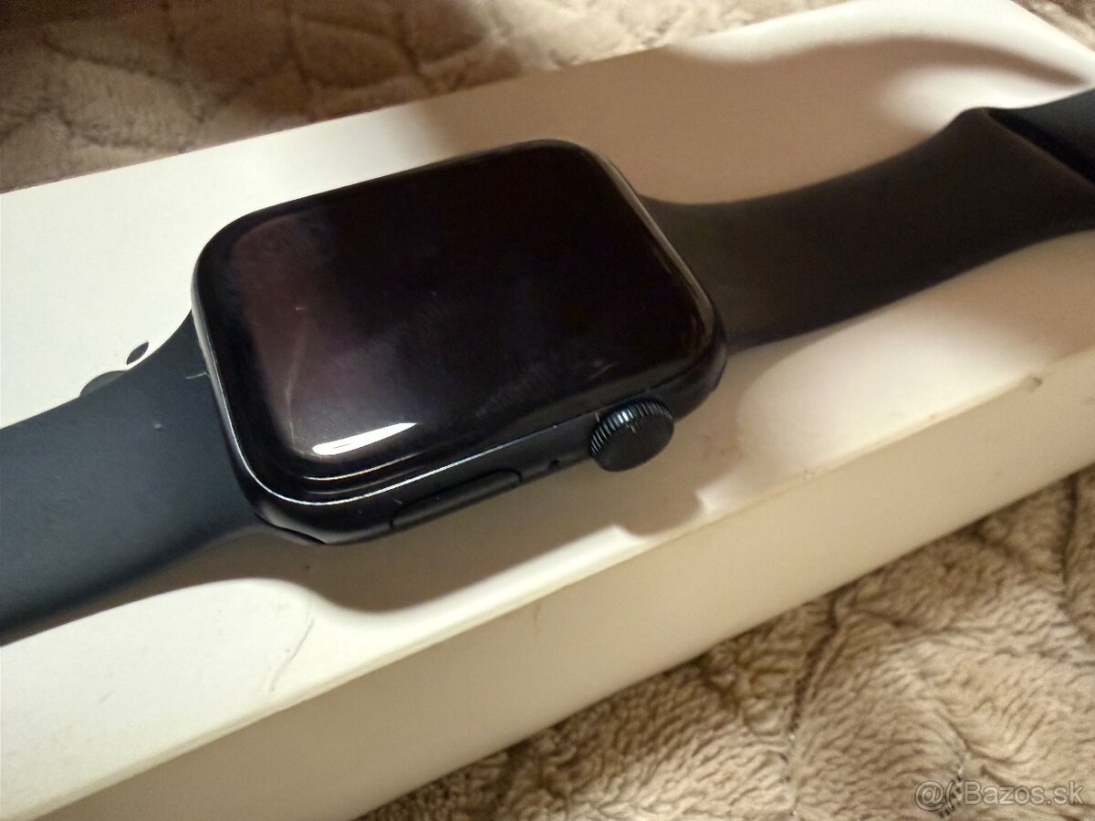 Apple Watch SE 2.gen 44mm midnight