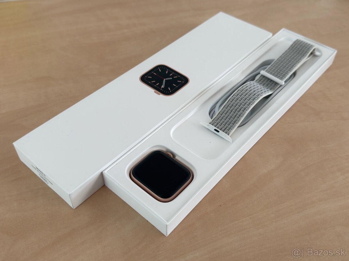 Apple Watch 6 44mm Gold