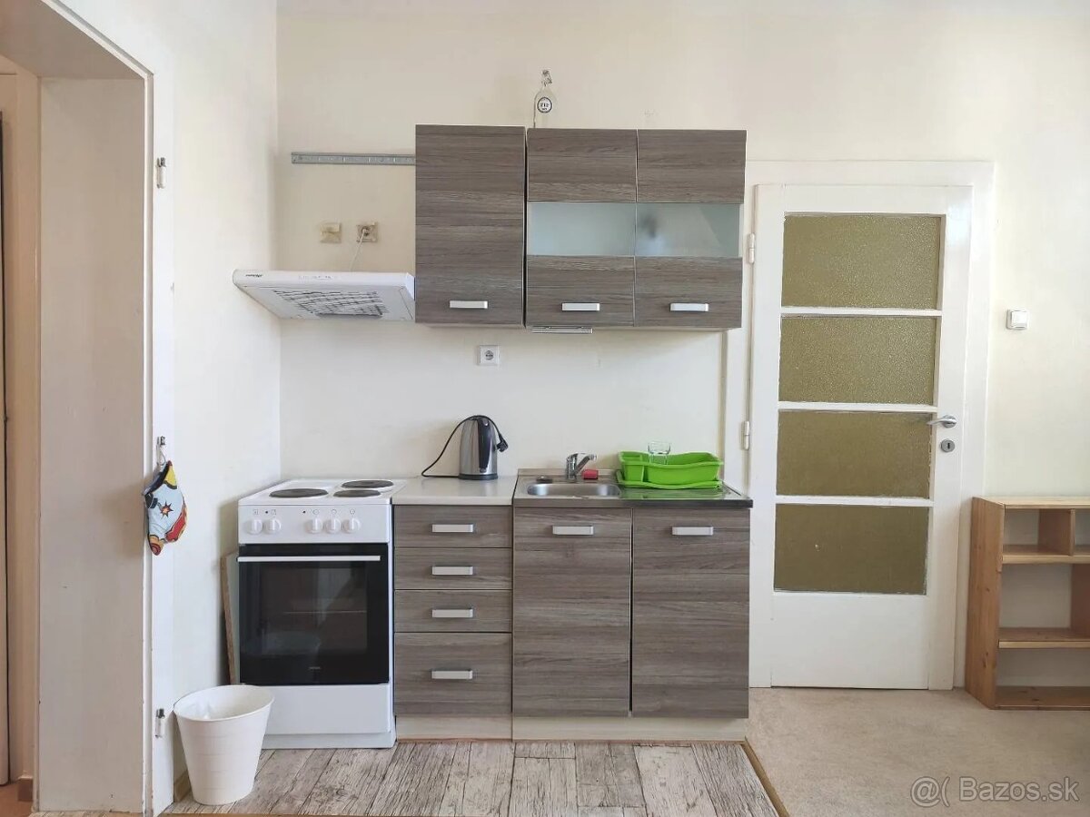 Realitný kancelária REALADR s.r.o.