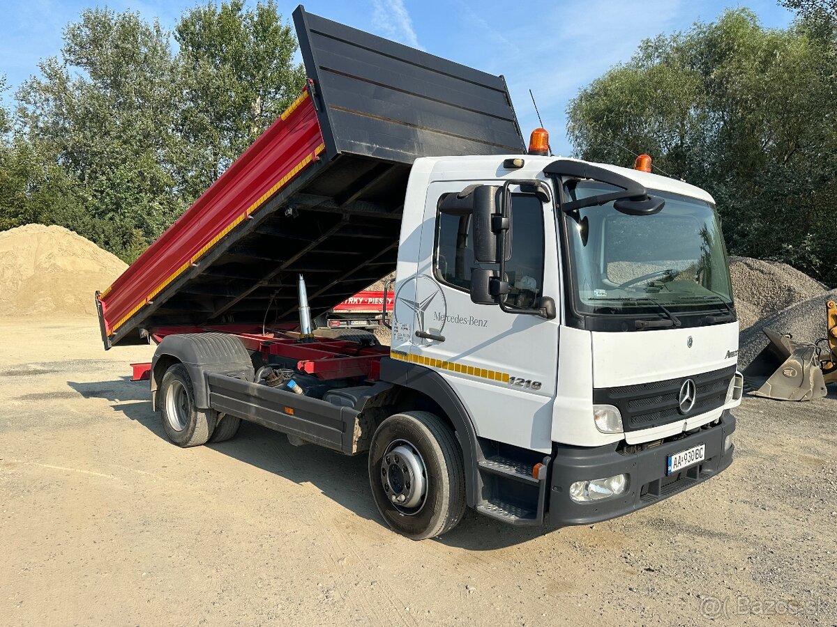 Mercedes Benz Sklápač Vyklápač 3S