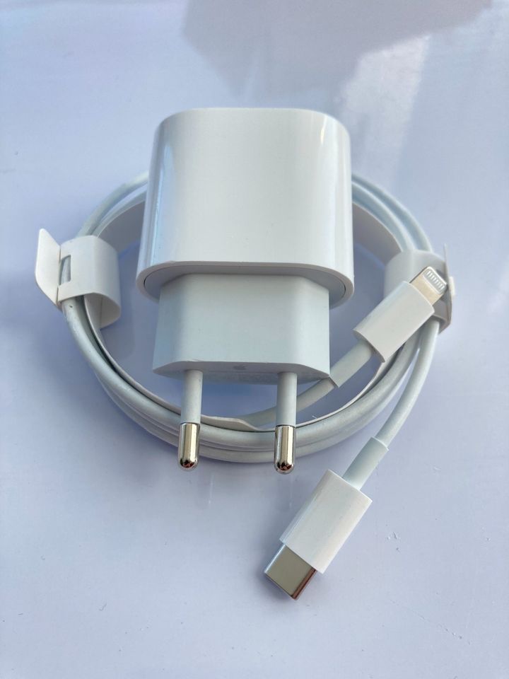  Originál APPLE Power Adaptér USB-C 20W + Lightning USB-C k