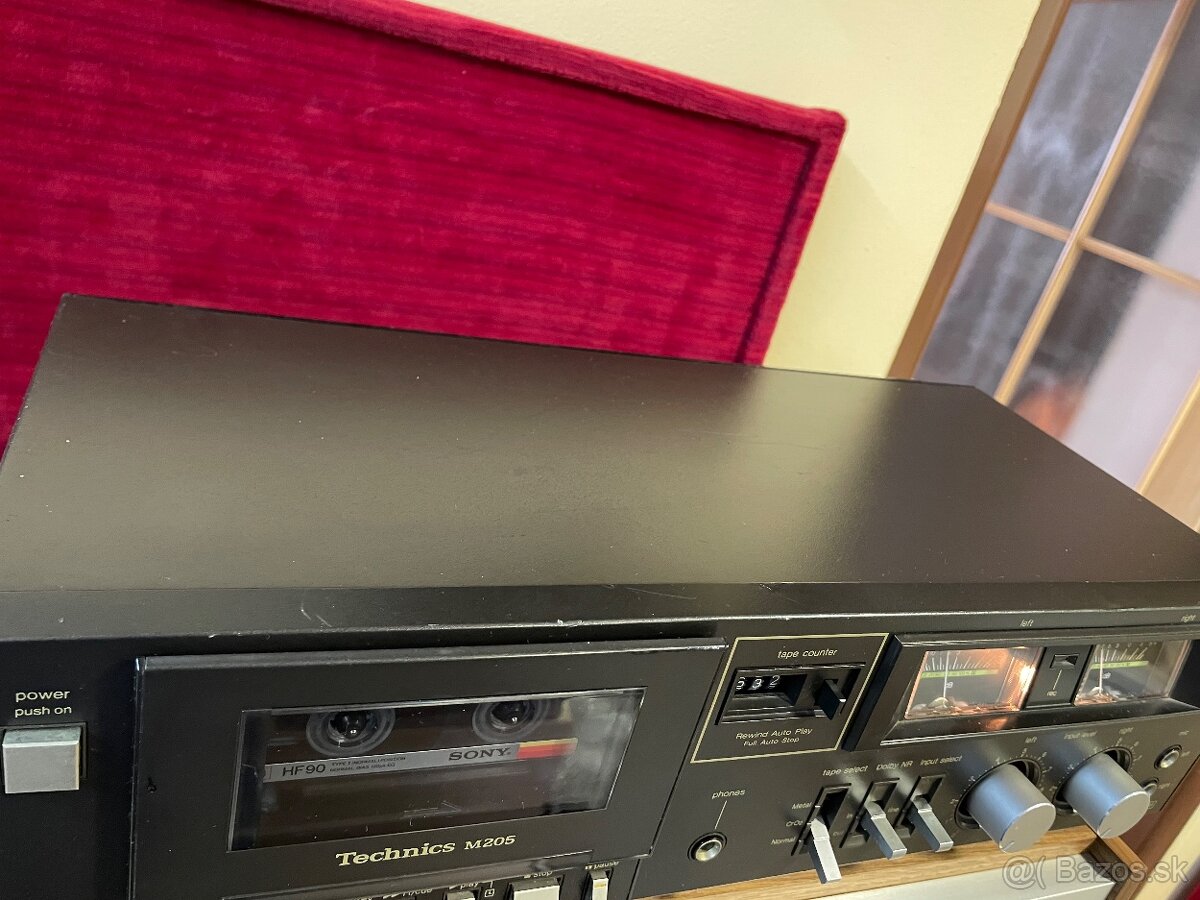 Technics M-205