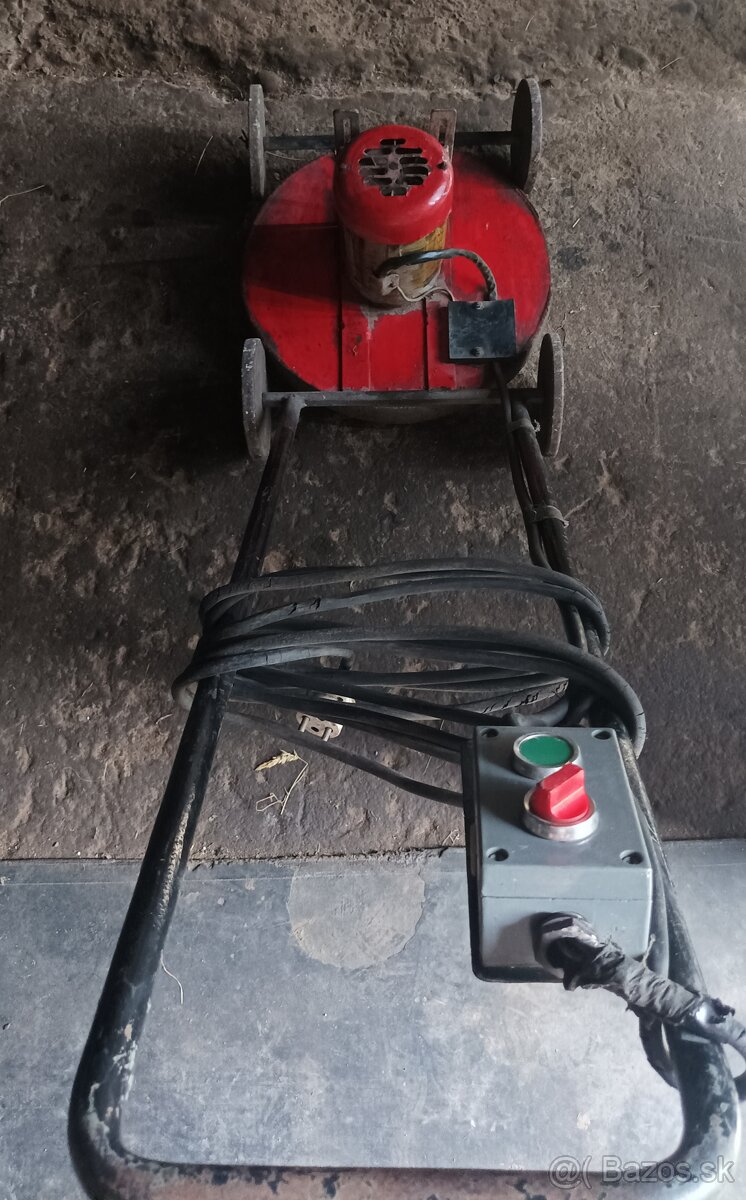Predám elektrickú kosačku
