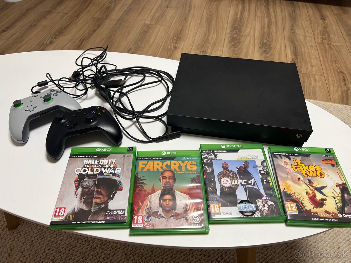 Xbox ONE X plus príslušenstvo