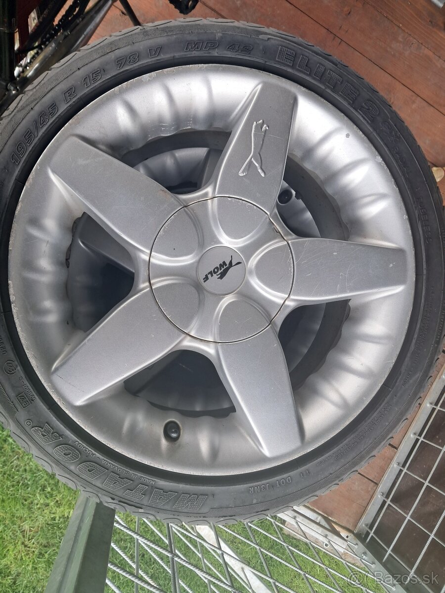 Elektróny R15