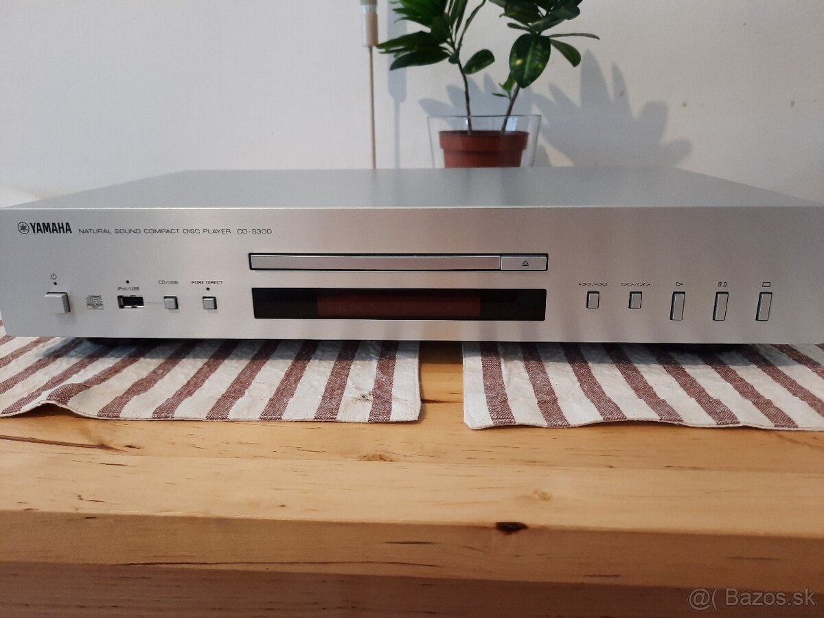 Yamaha CD-S 300