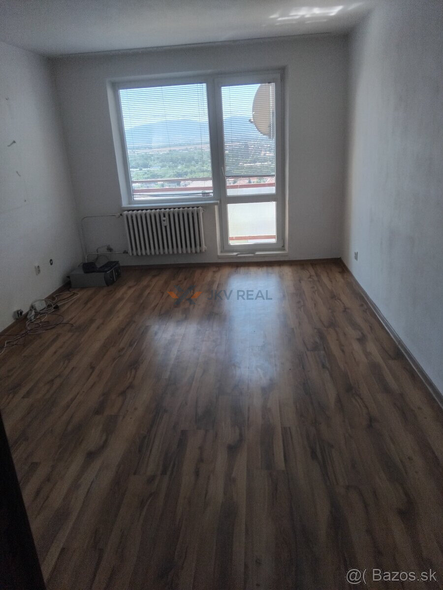 Na predaj 3-izb. byt - 67 m² na sídlisku Okulka vo Vranove n