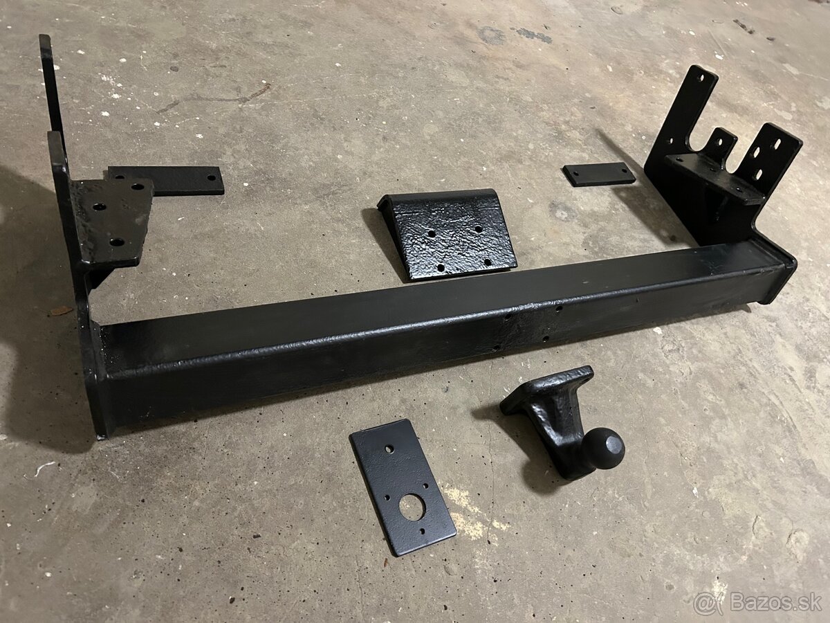 Land Cruiser Tazne Zariadenie