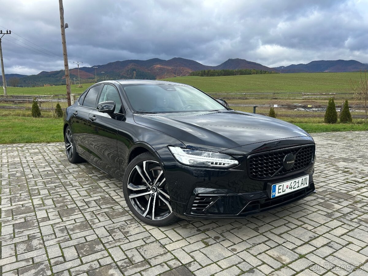 Volvo s90 2023 : Plug-in hybrid 335KW 1. majitel Odpočet DPH