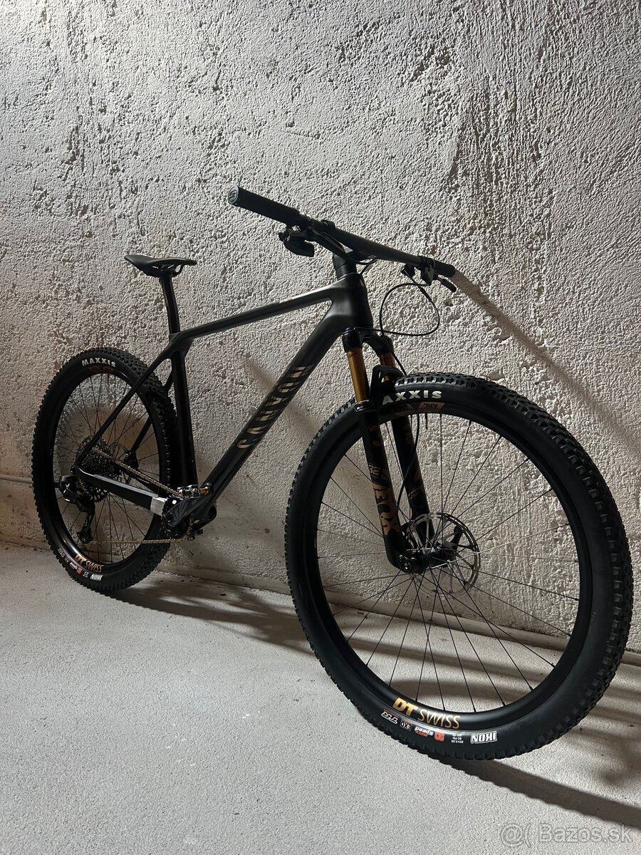 Canyon Exceed CF SLX 2023 L AXS