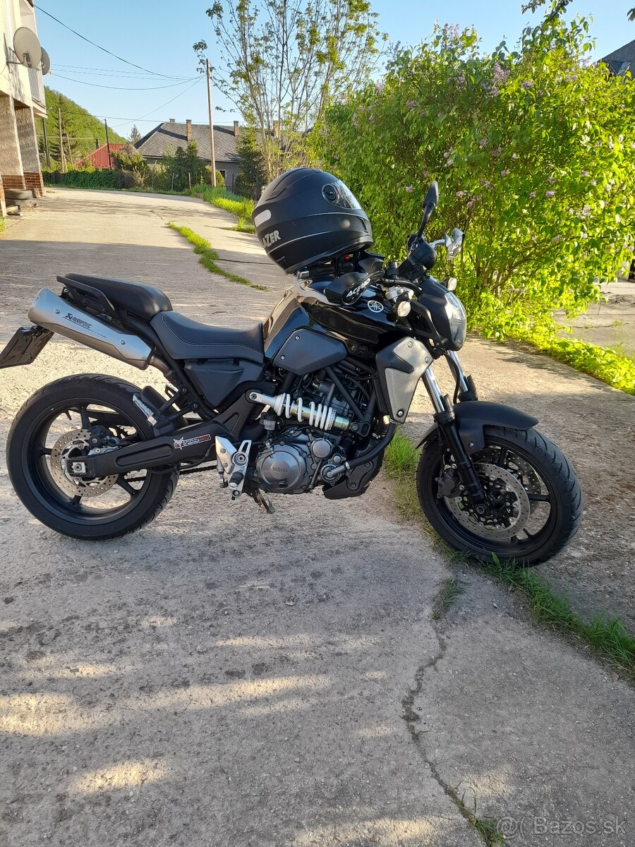 Predám yamaha mt-03 2009