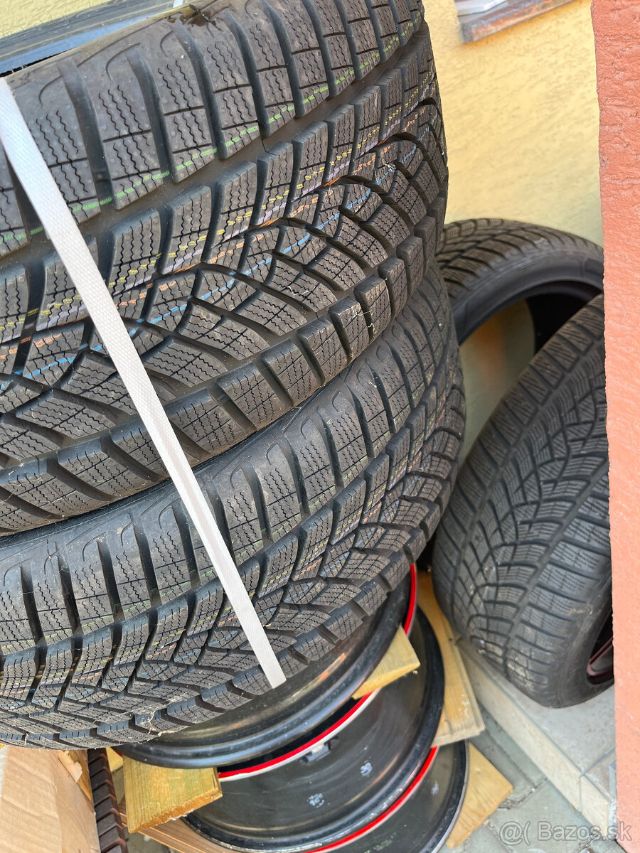 Predam nove 4x zimne pneu GoodYear 225/45R18