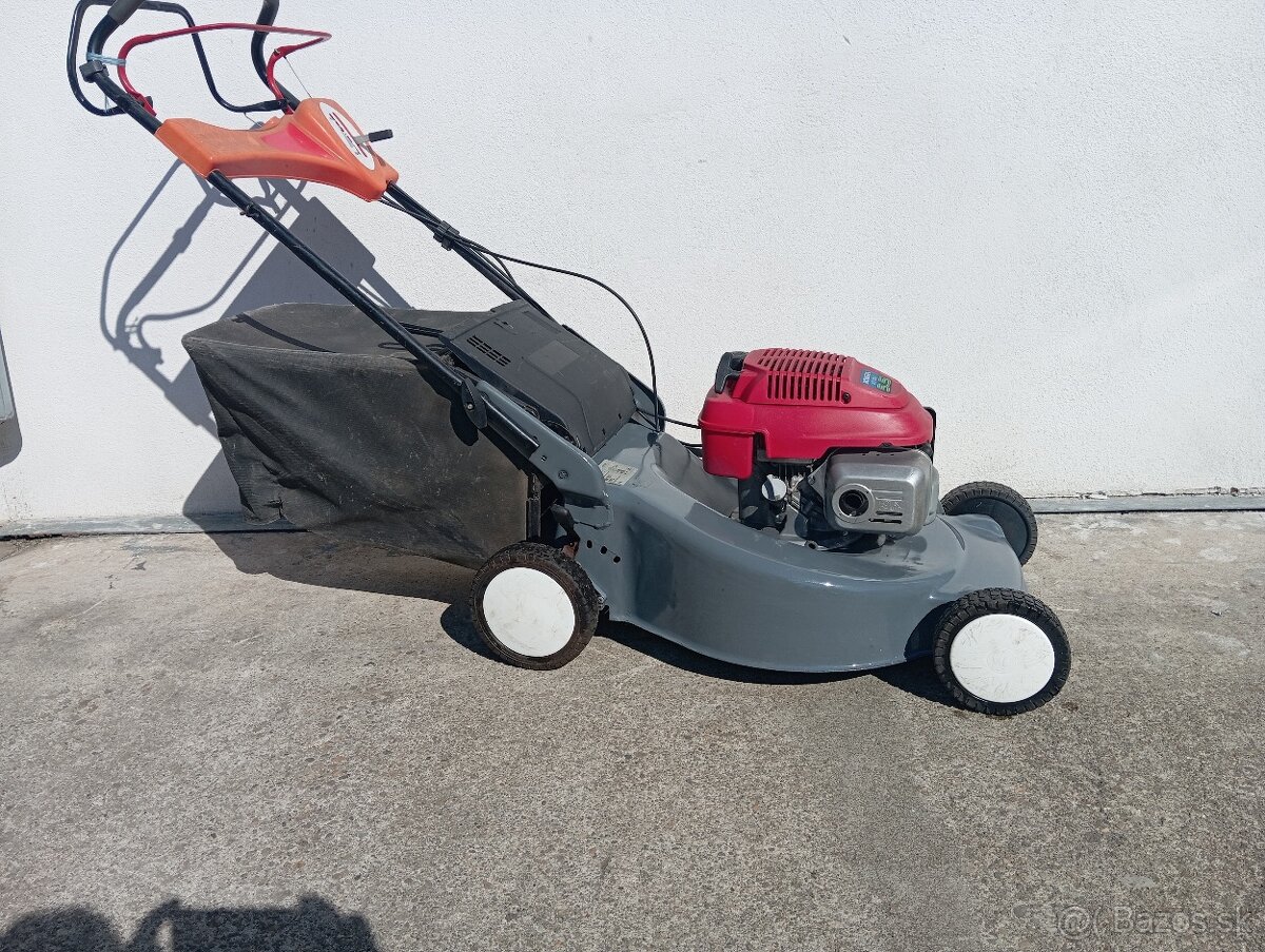 Kosačka s pohonom HONDA 53cm