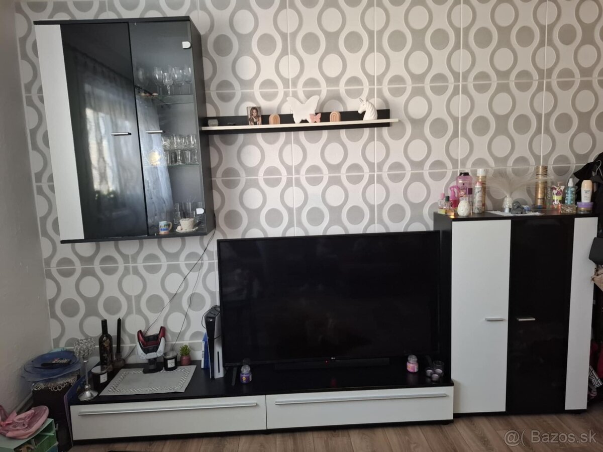 Obývacie steny