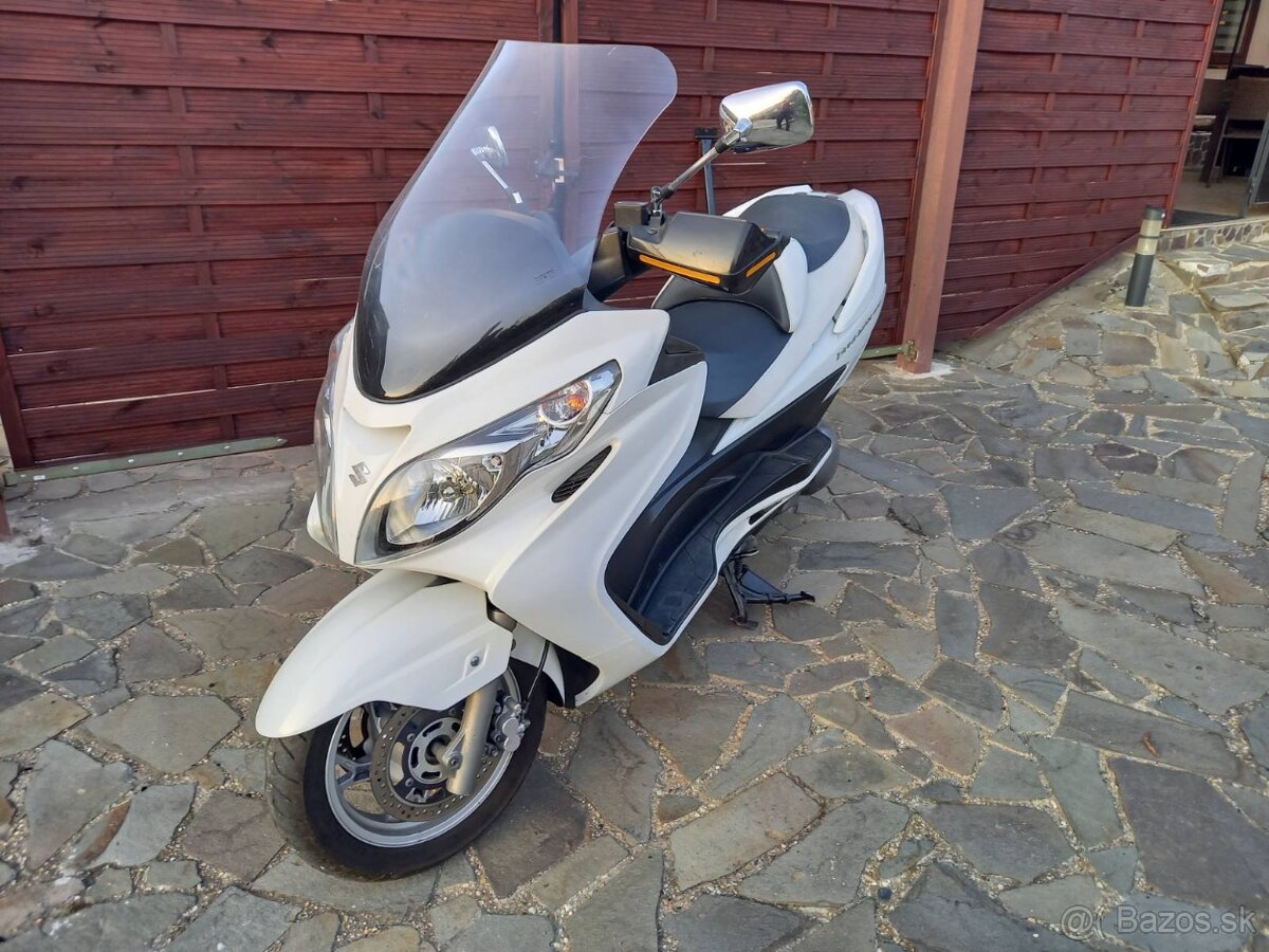 Suzuki Burgman 400 2009