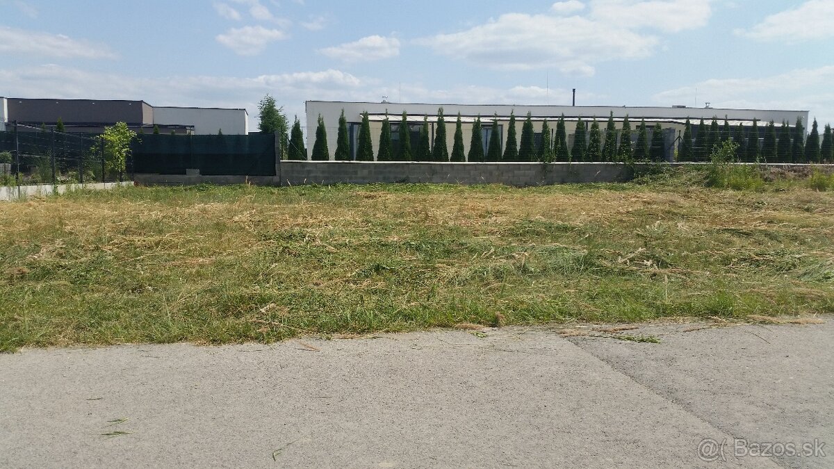 Predám lukratívny stavebný pozemok v Penati Golf Resort