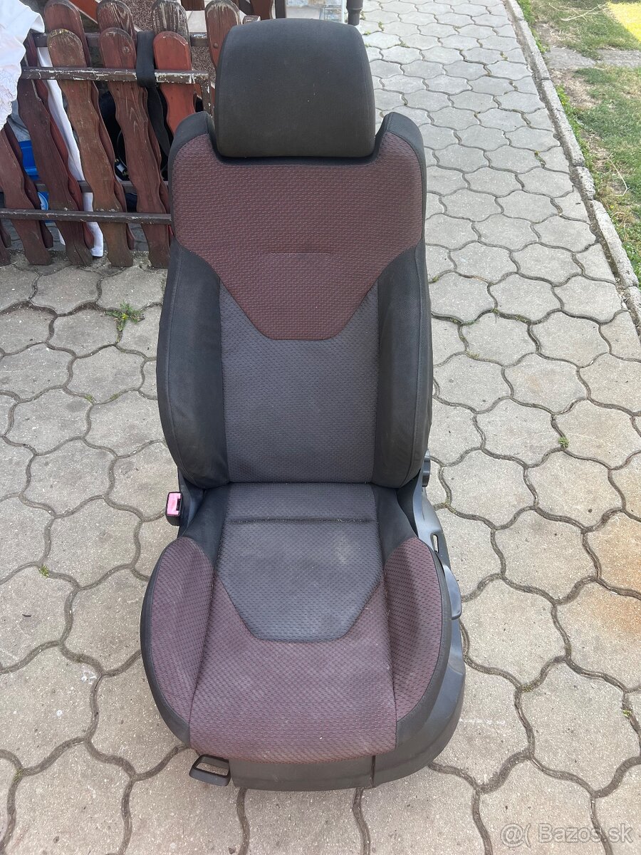Šoferova sedačka Seat Altea
