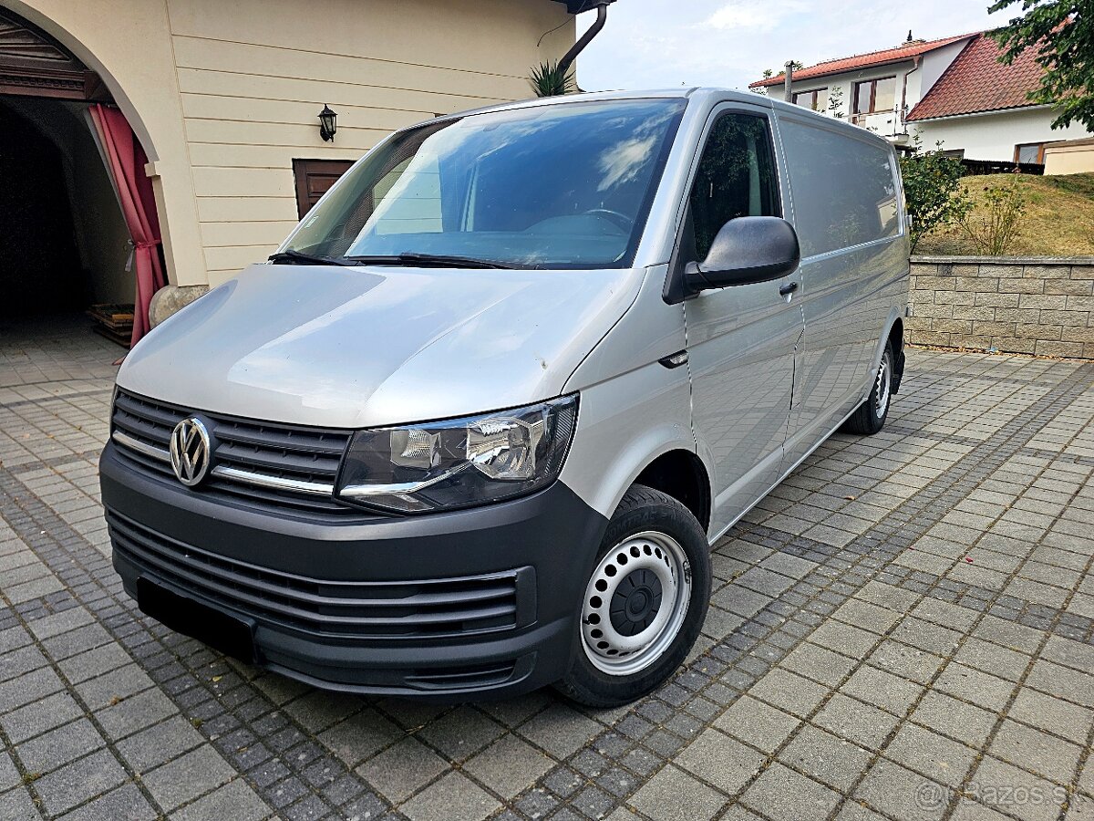 Volkswagen T6 Transporter LONG 2.0 TDI DSG Navi Ťažné OrigKM