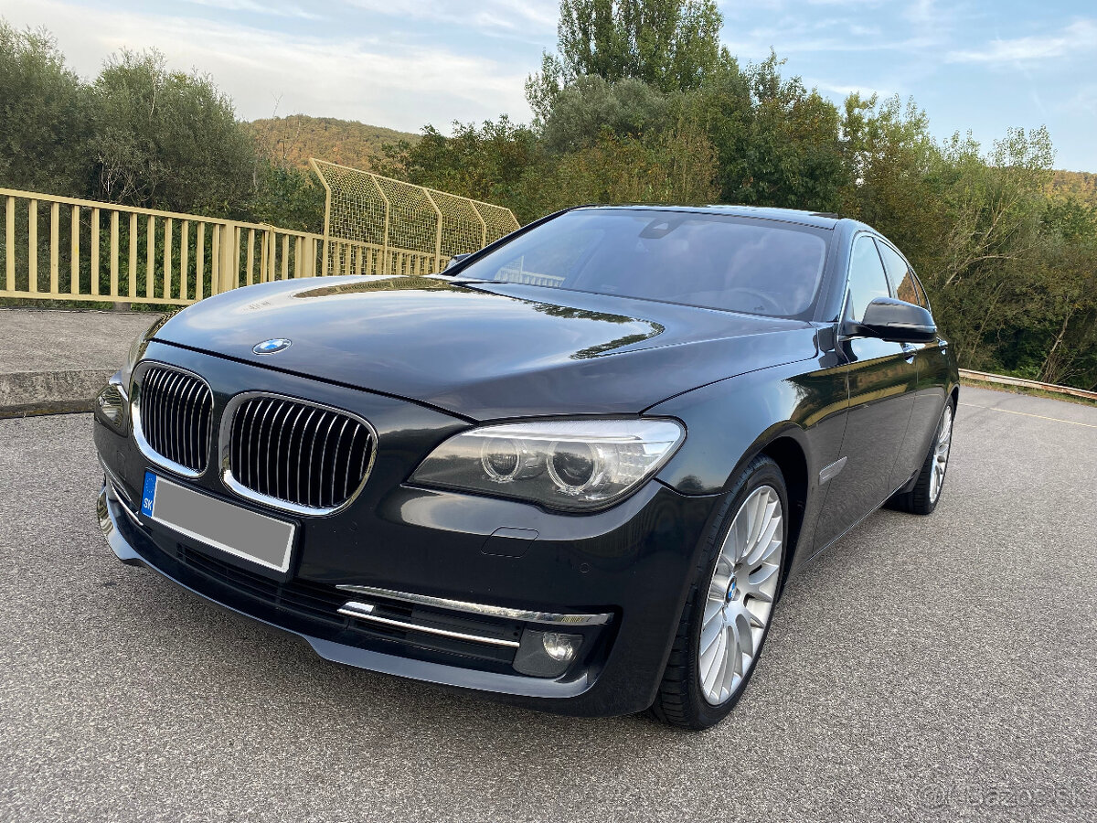 BMW F01 740d Xdrive 230kw - Webasto ,Navi ,Šiber, Individual