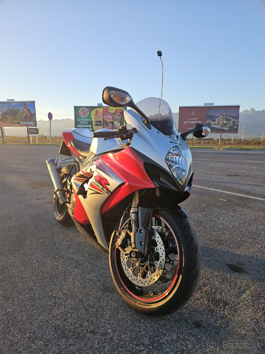 Suzuki gsxr 1000 k7