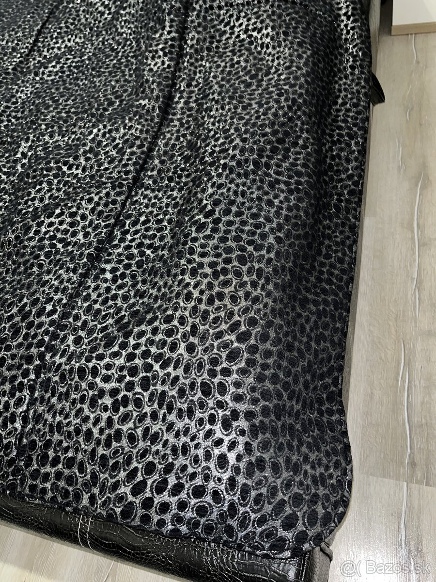 Prikrývka na posteľ