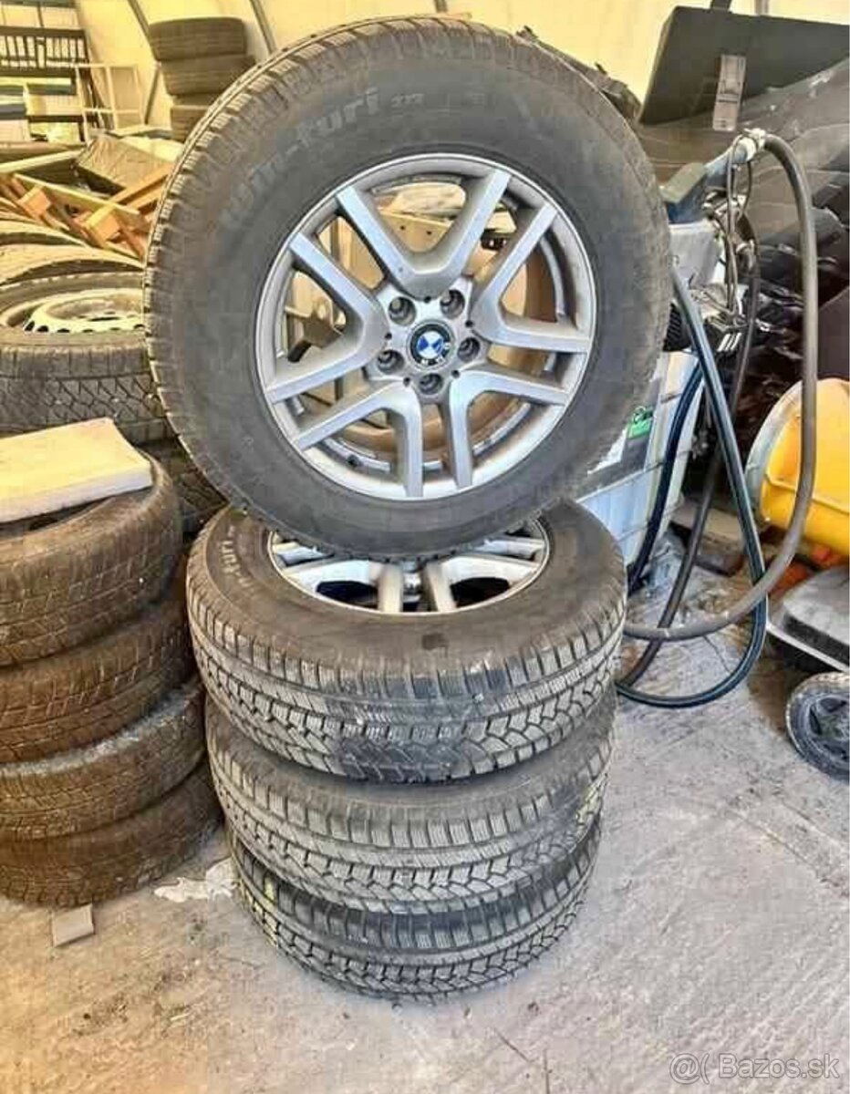 Bmw elektróny so zimnými pneu