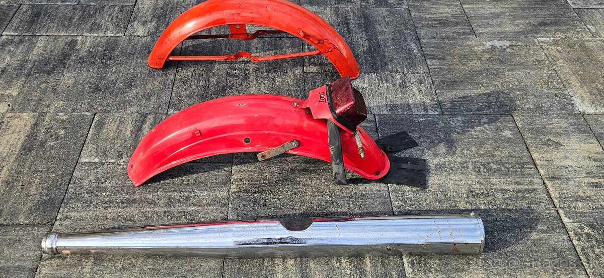 výfuk, blatník JAWA ČZ