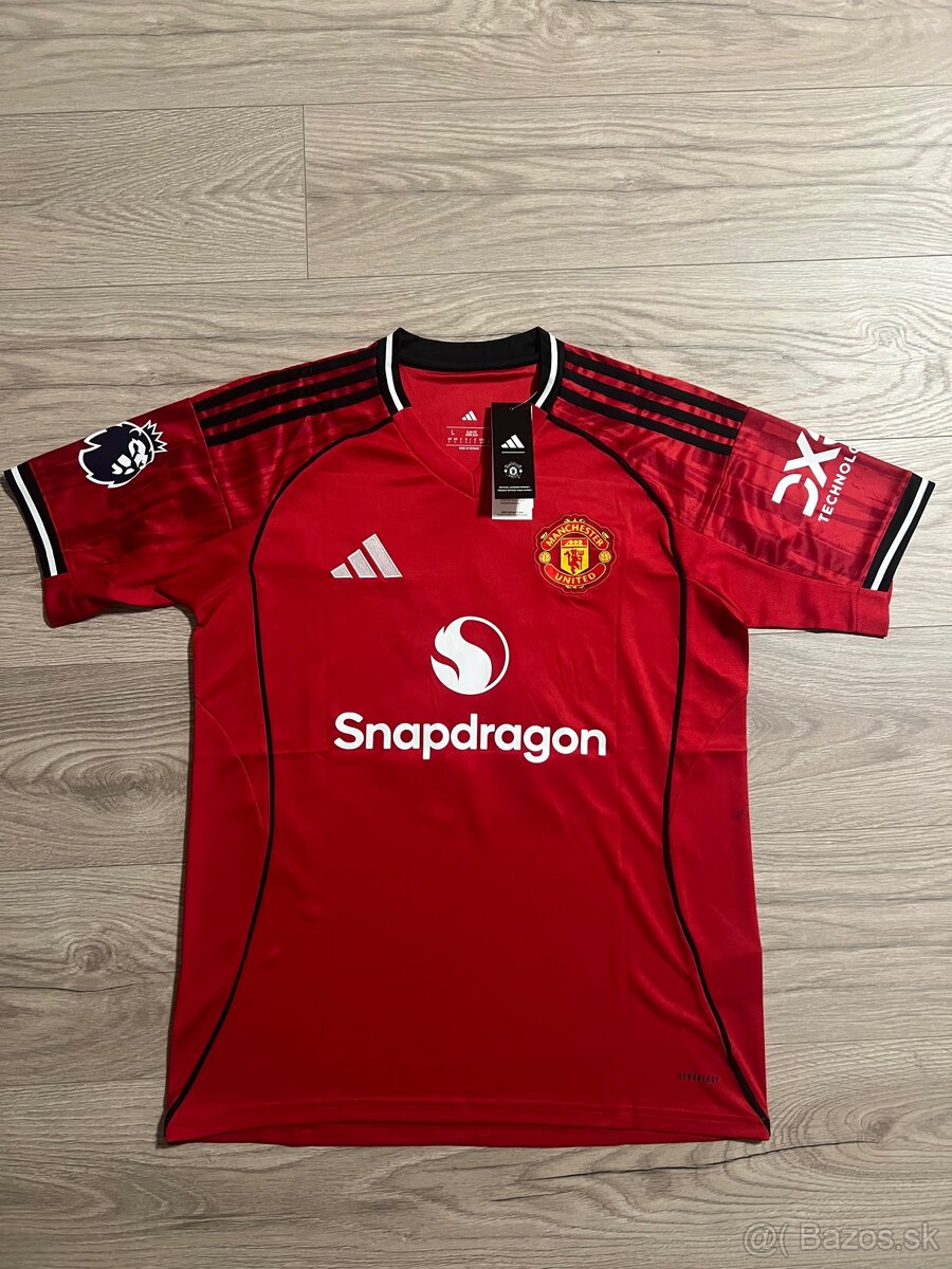 Manchester United Domaci dres 2025/26