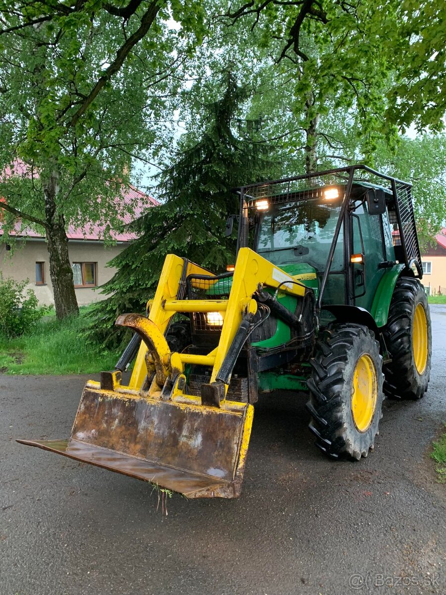 UKT, Lesni Traktor, John Deere 5720