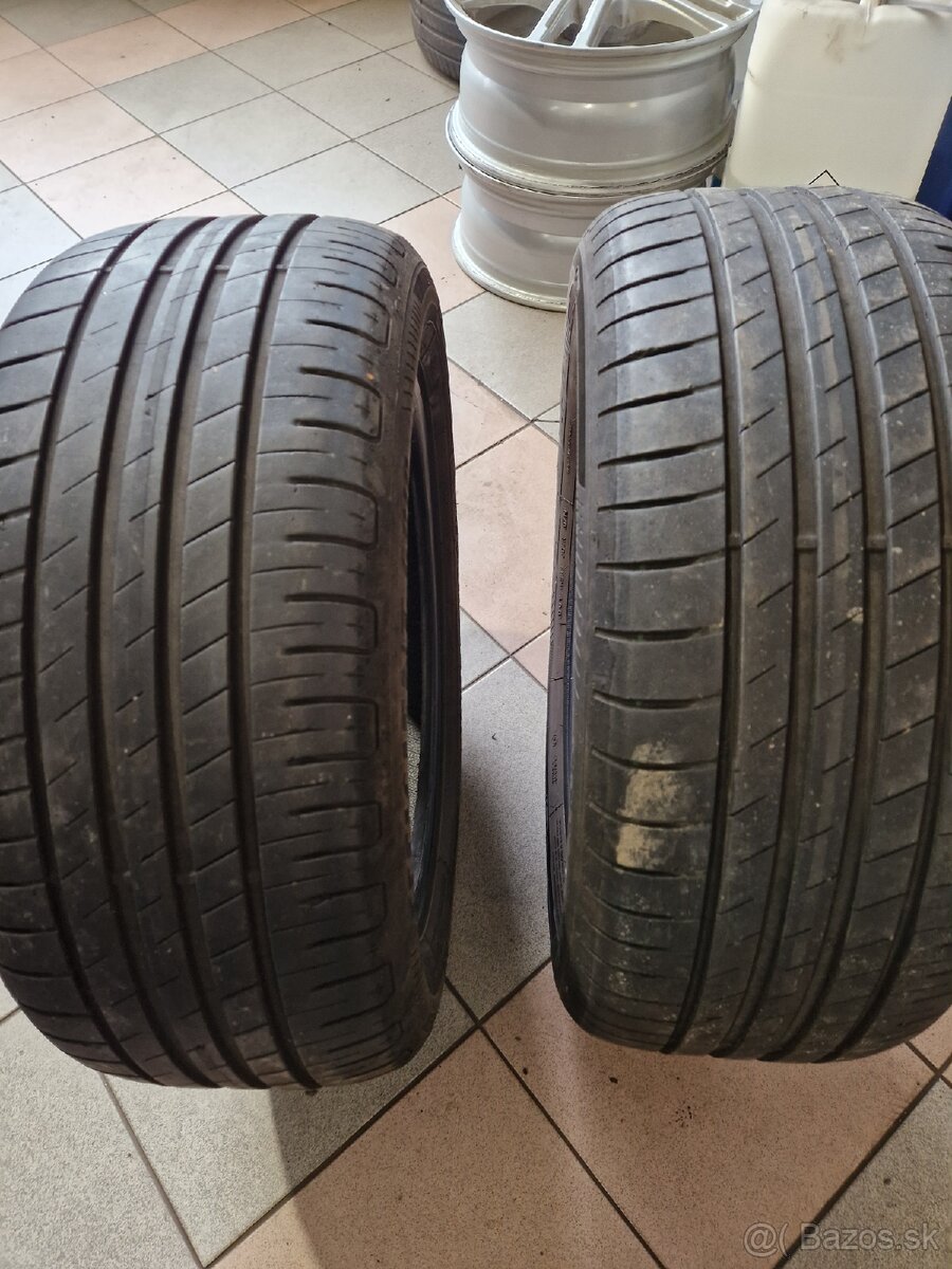 215/55/16 93V