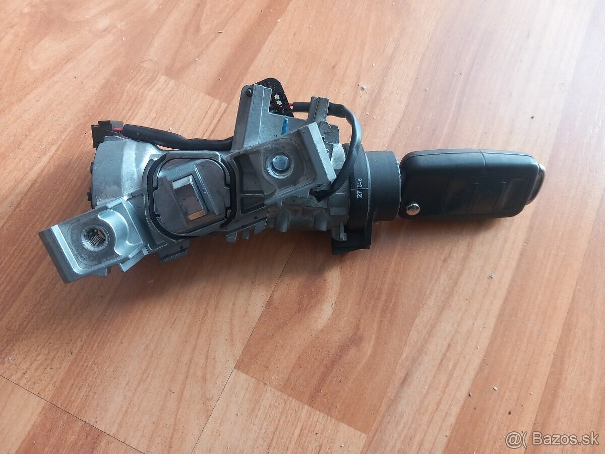 Predám spínacie skrinku škoda octavia 2 pred fl
