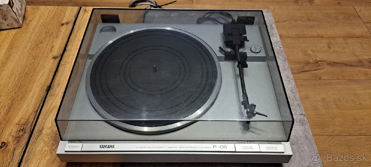 Gramofon yamaha