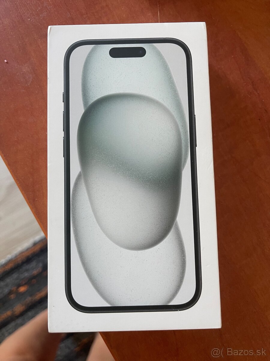 iPhone 15 256GB black