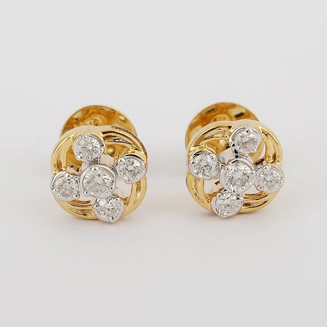 Zlaté náušnice s diamantmi. Darček na krstiny či k narodeniu