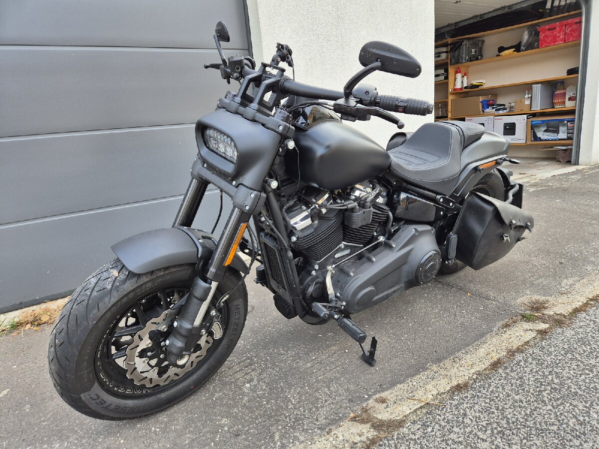 Harley-Davidson Fat Bob 114 (2019) – Bohatá Custom výbava